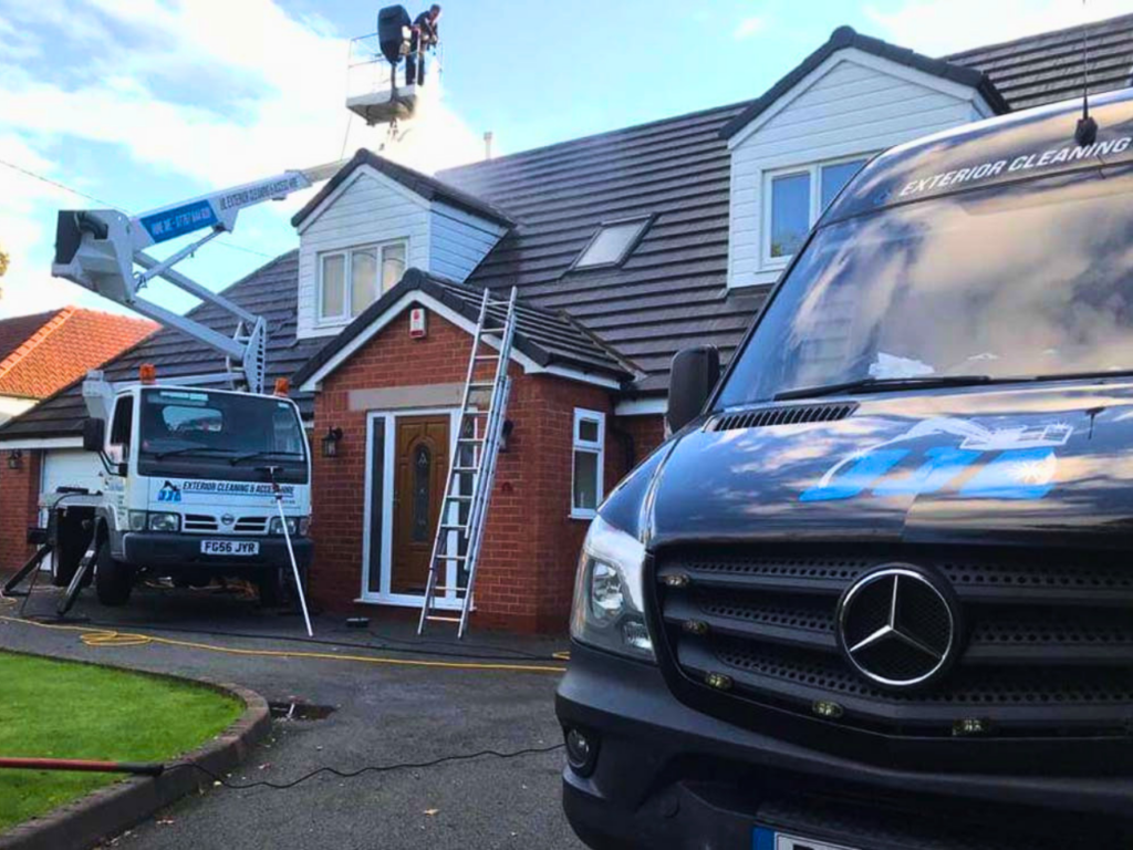 Roof Cleaning